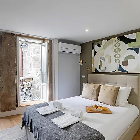 Cimo De Vila 62 By Lovelystay Porto Exterior photo