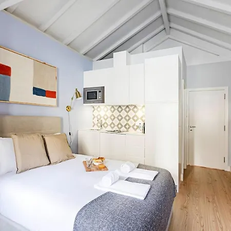 Cimo De Vila 62 By Lovelystay Porto Exterior photo