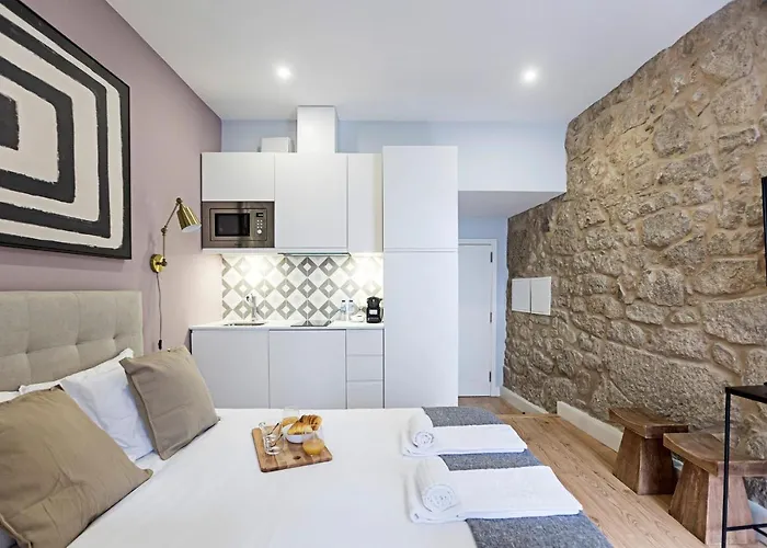 Cimo De Vila 62 By Lovelystay